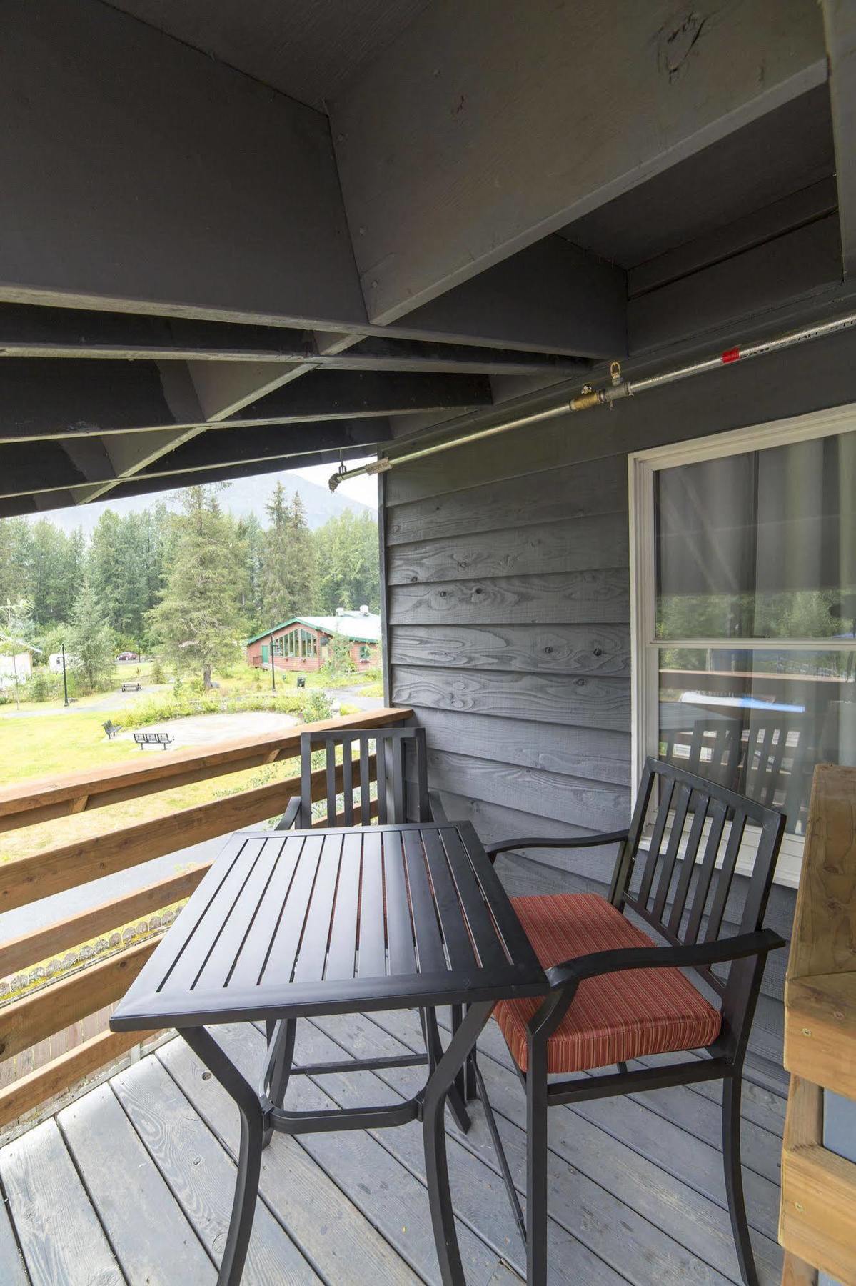 Ski Inn Girdwood Exterior foto